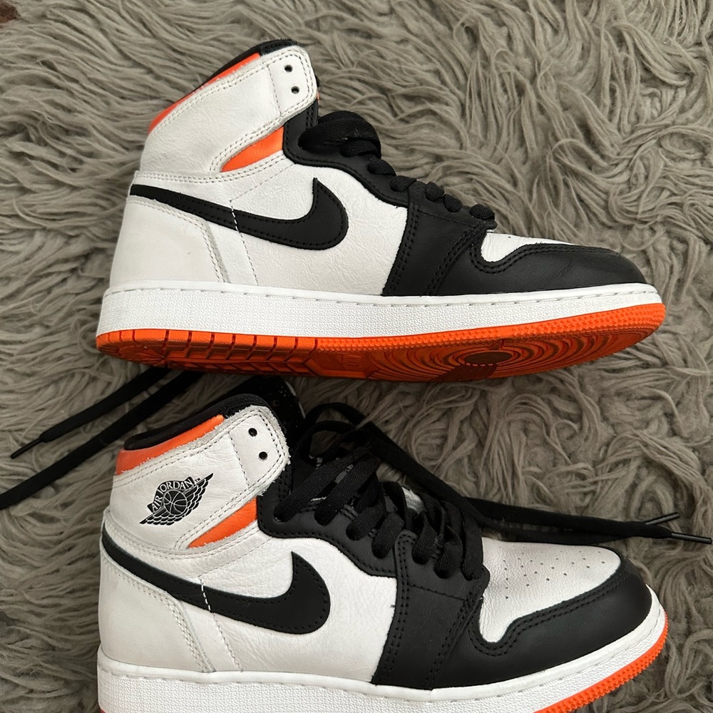 Jordan 1